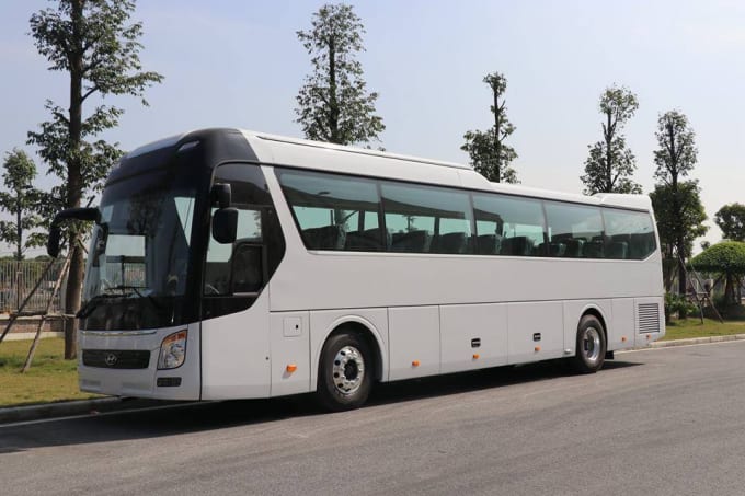 Xe khách Hyundai Univers