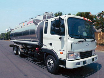 Ô tô xi téc HD240