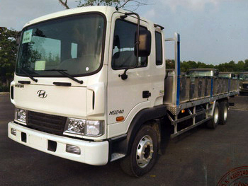 Xe tải thùng HD240