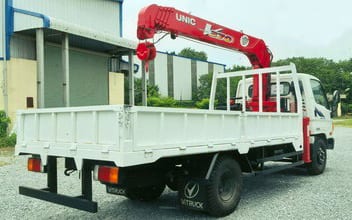 Xe tải cẩu 3 tấn Hyundai 110SP