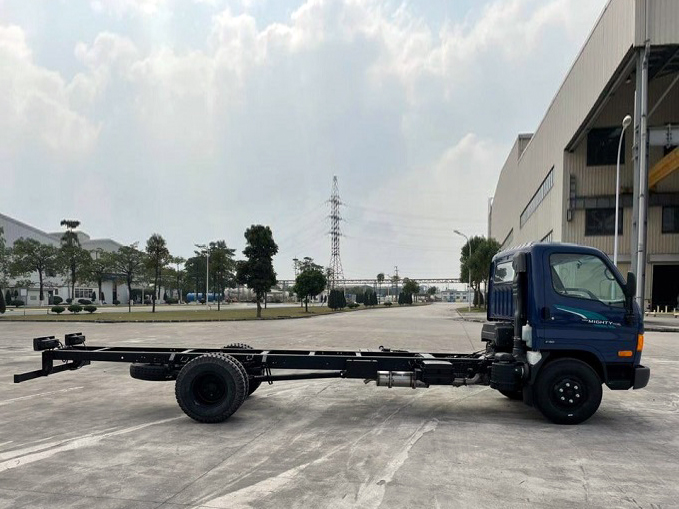 Xe tải 7 tấn Hyundai Mighty 110XL