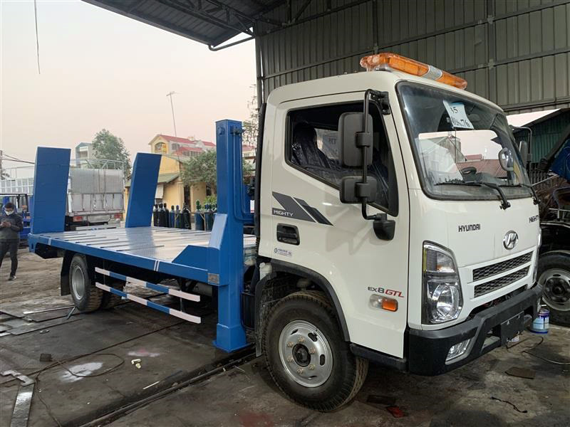 Xe nâng đầu chở máy Hyundai EX8 GTL