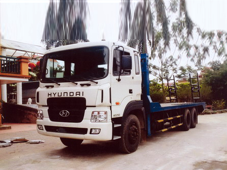 Xe fooc nâng đầu chở máy Hyundai HD250