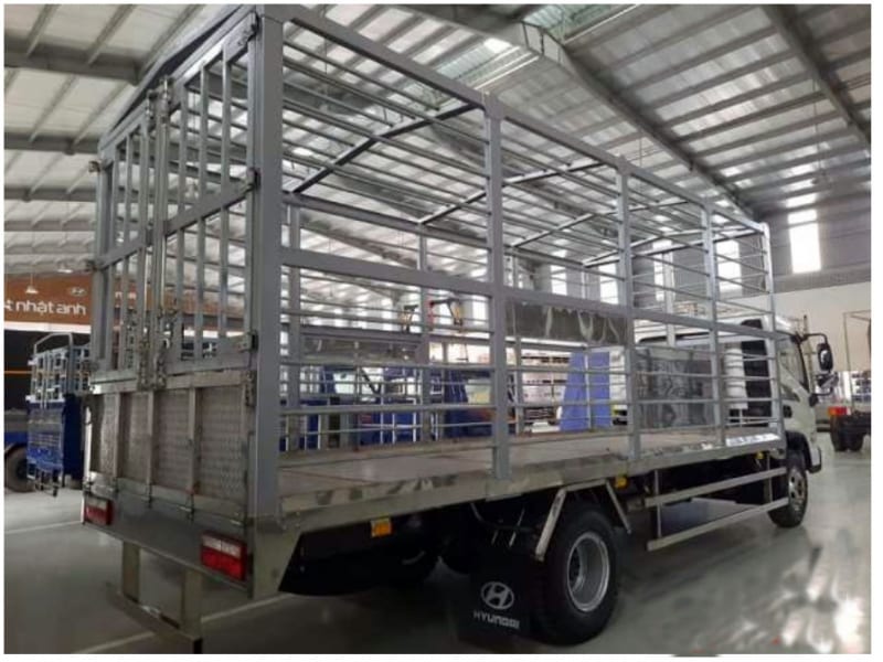 Xe chở gia cầm 7 tấn Hyundai Mighty  Ex8