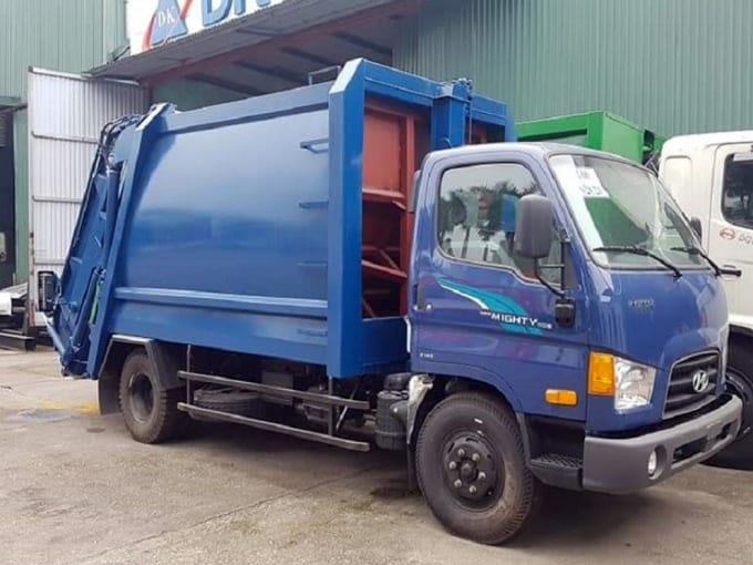 Xe-cuon-ep-cho-rac-7tan-9m3-Hyundai-110S